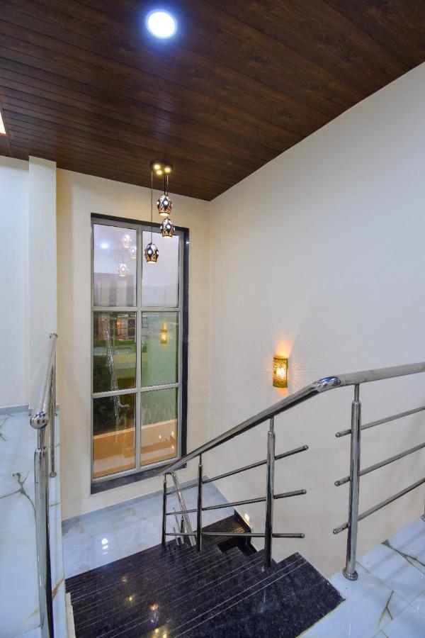 Prarthana 4Bhk Villa Лонавала Экстерьер фото